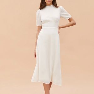 Reformation NEVER WORN “Dusk Dress” size 8, in Ivory. Original price $278